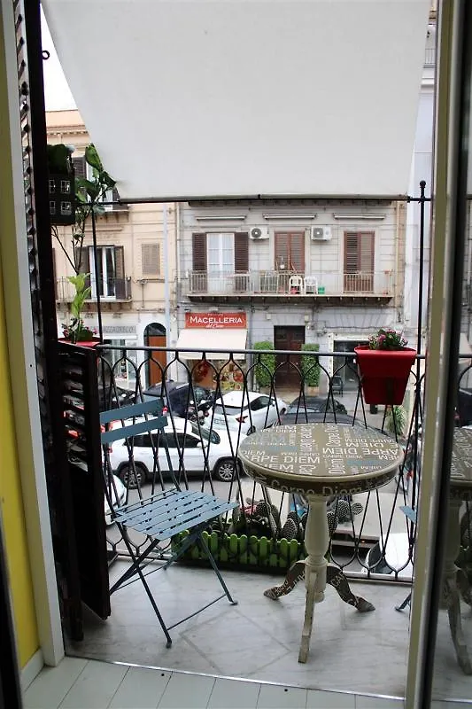 Green House Apartment Al Massimo Palermo Italy