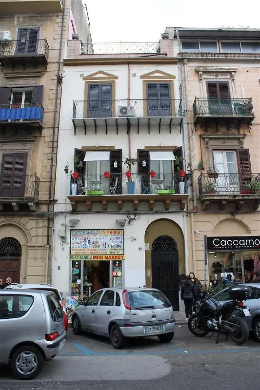 Green House Apartment Al Massimo Palermo 0*,